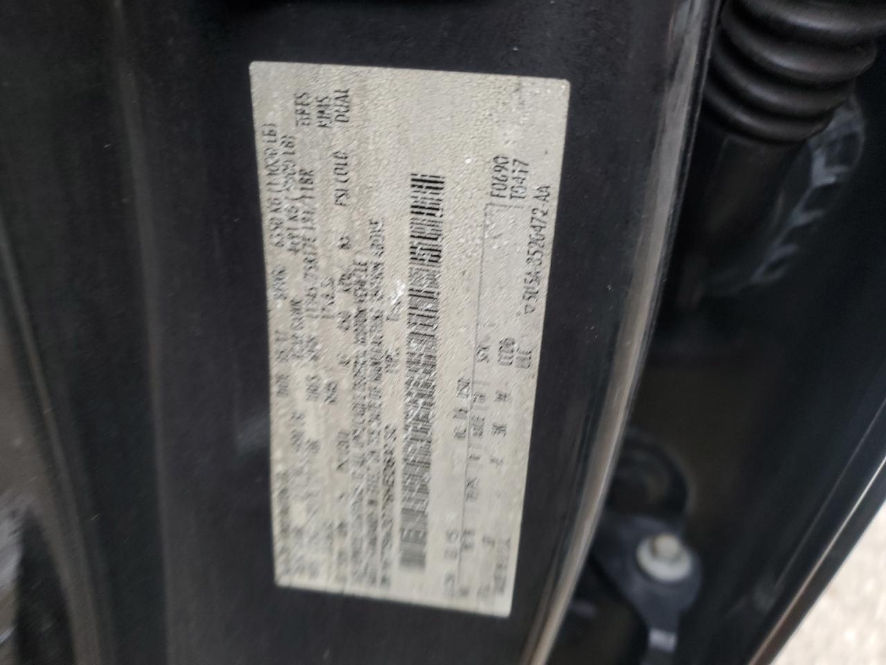 2017 Ford F350 - Image 14