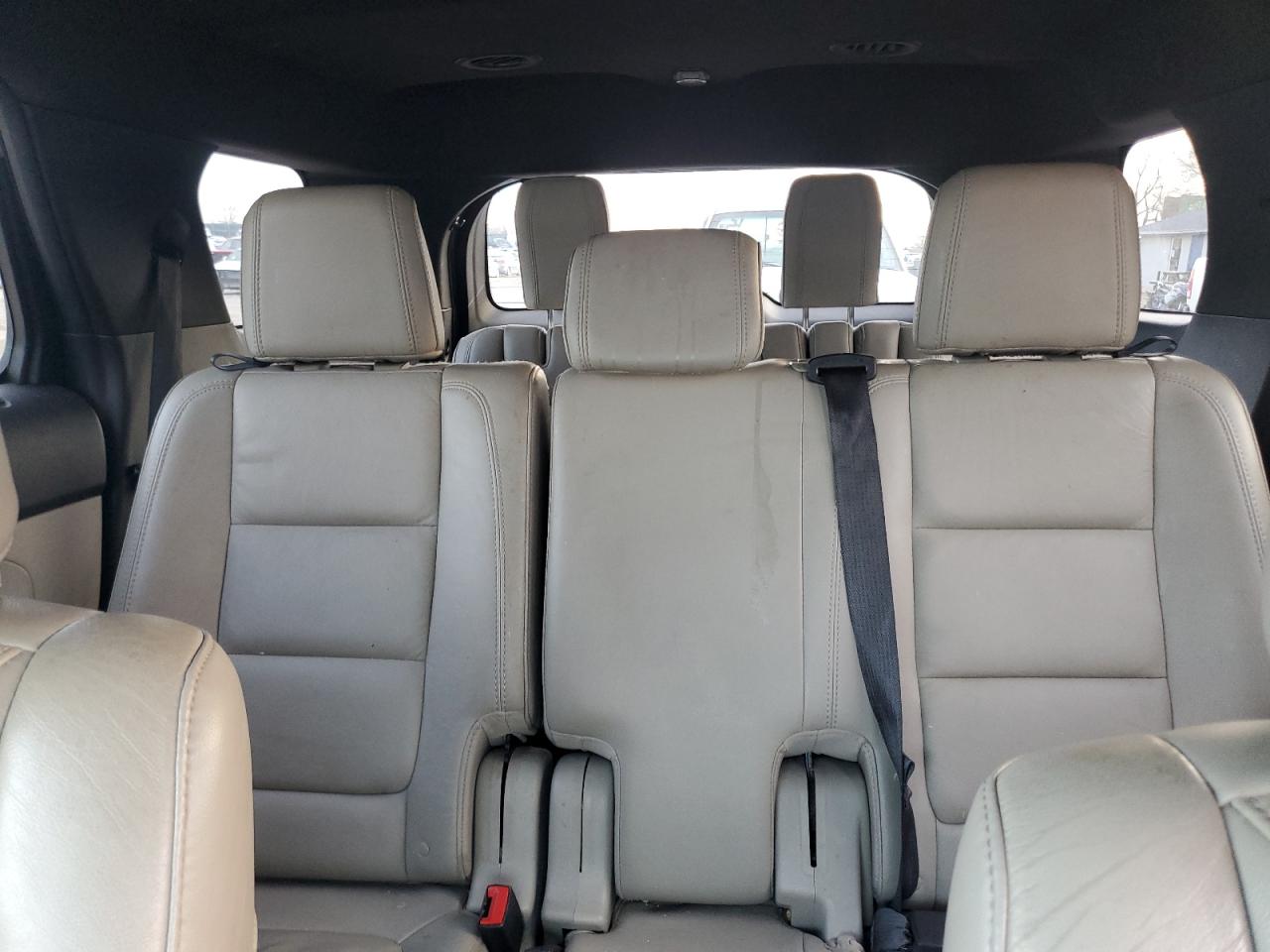 2015 Ford Explorer - Image 10