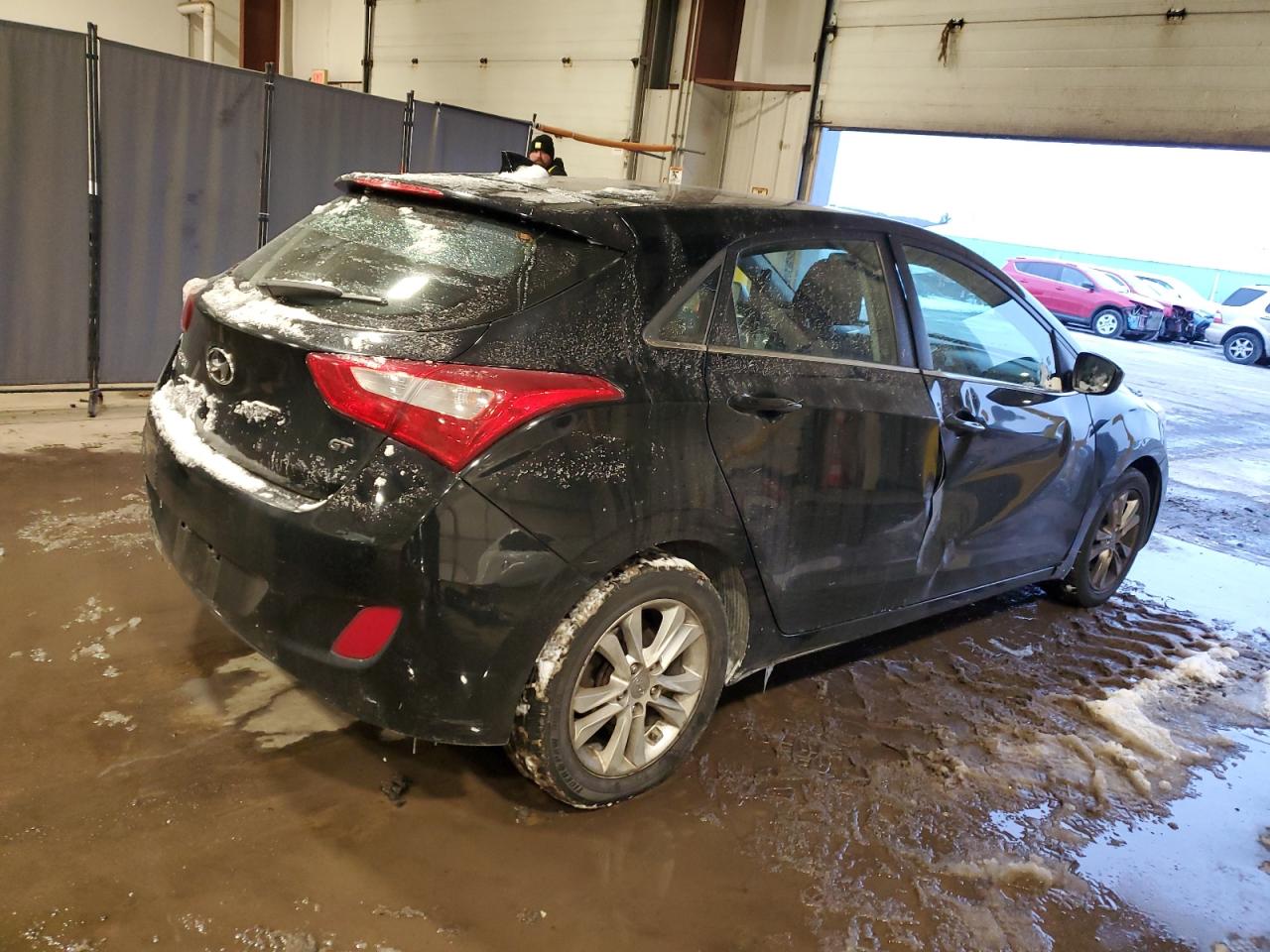 2013 Hyundai Elantra - Image 3