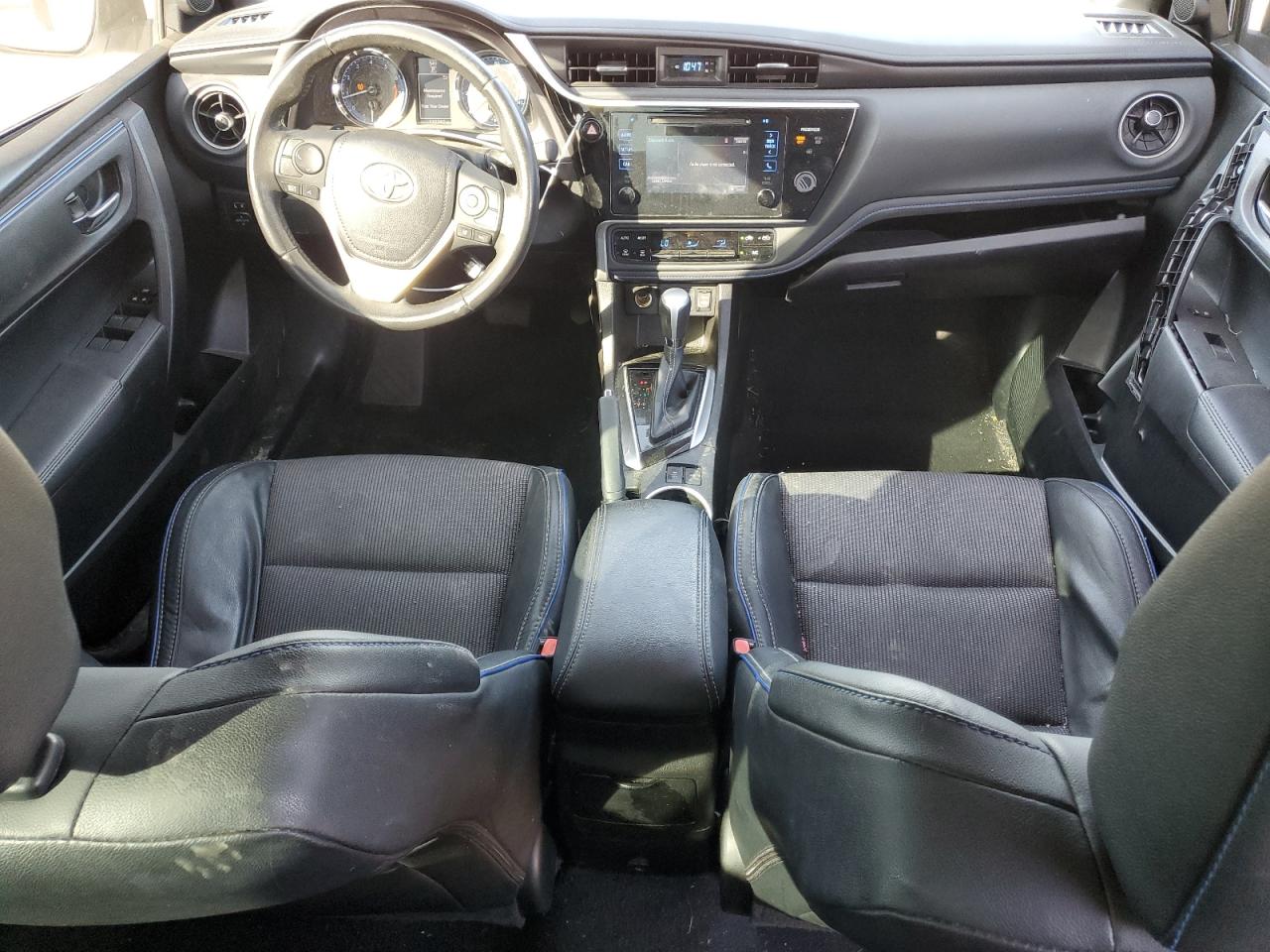 2017 Toyota Corolla - Image 8