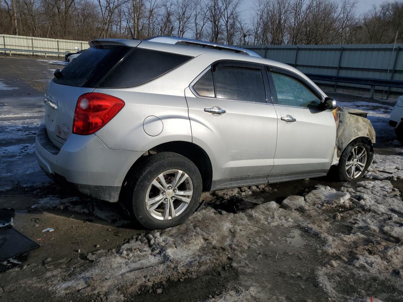 2011 Chevrolet Equinox - Image 3