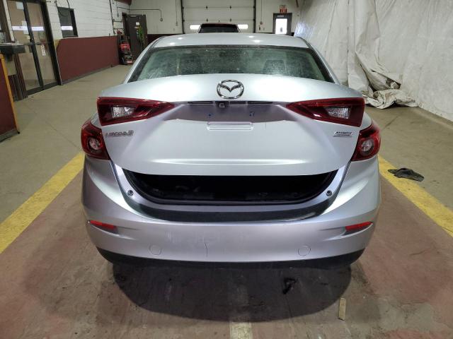  MAZDA 3 2018 Silver