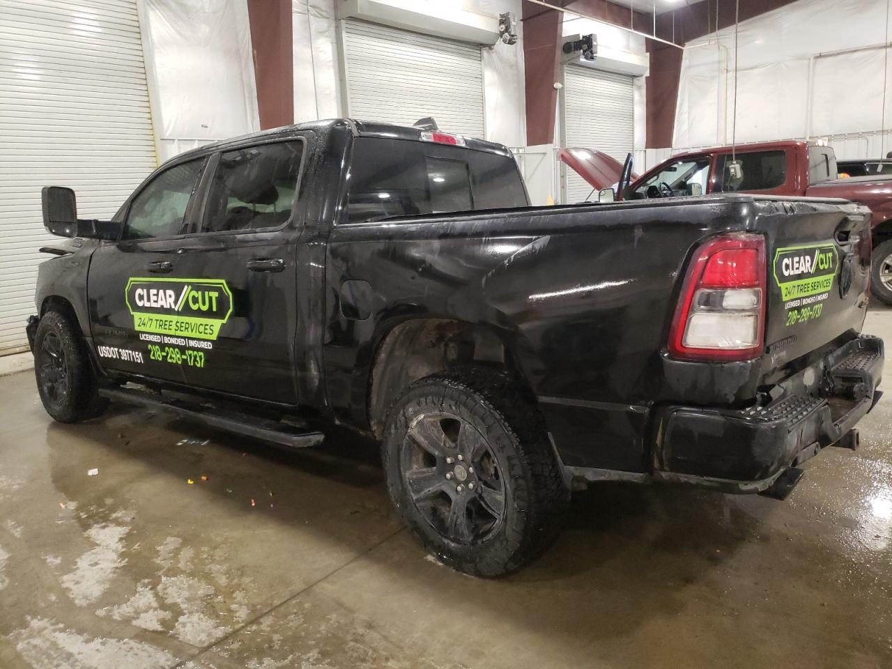 2020 RAM 1500 - Image 2