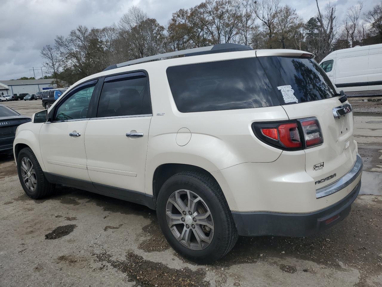 2013 GMC Acadia - Image 2