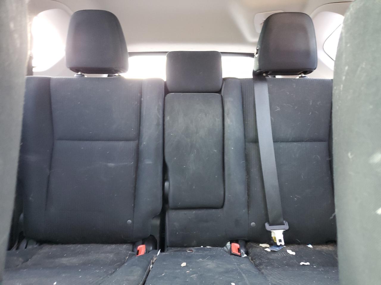 2015 Toyota RAV 4 - Image 10