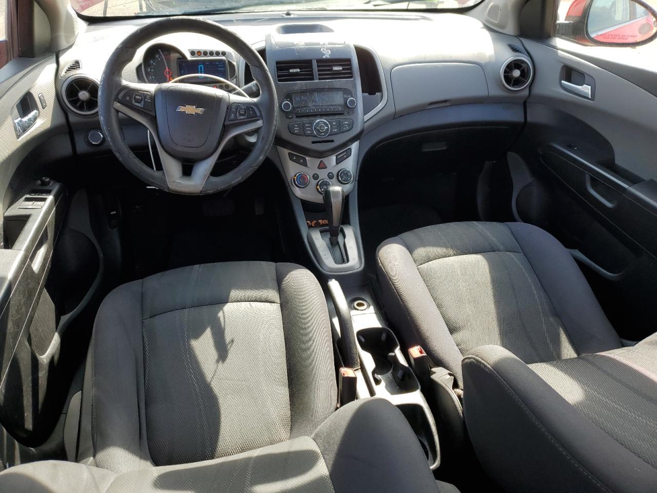2015 Chevrolet Sonic - Image 8