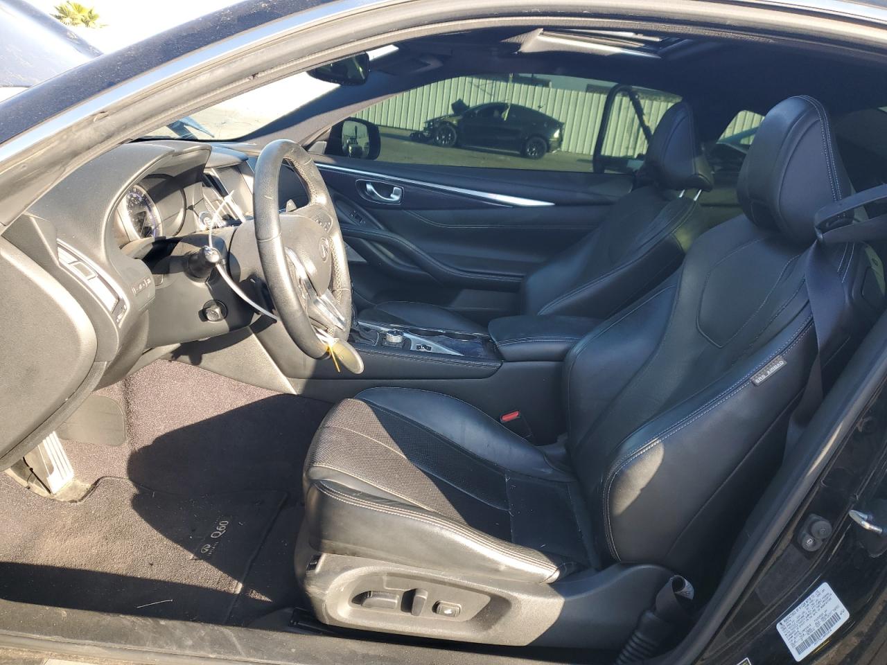 2017 Infiniti Q60 - Image 7