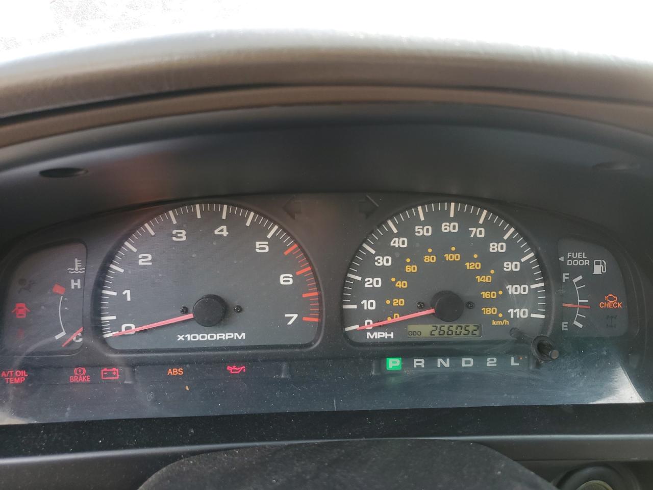2000 Toyota 4Runner - Image 9