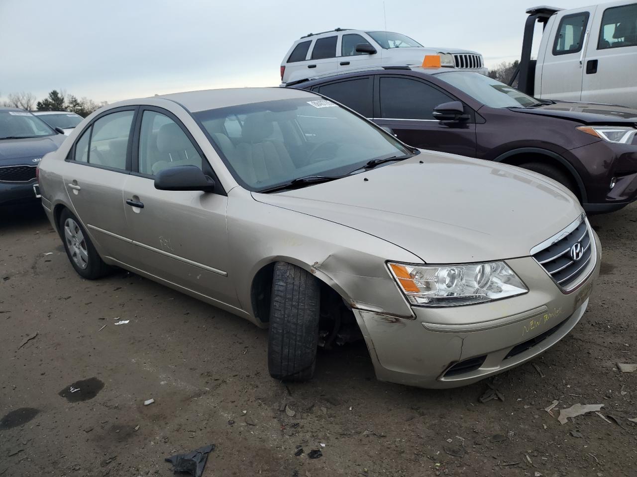 2010 Hyundai Sonata - Image 4