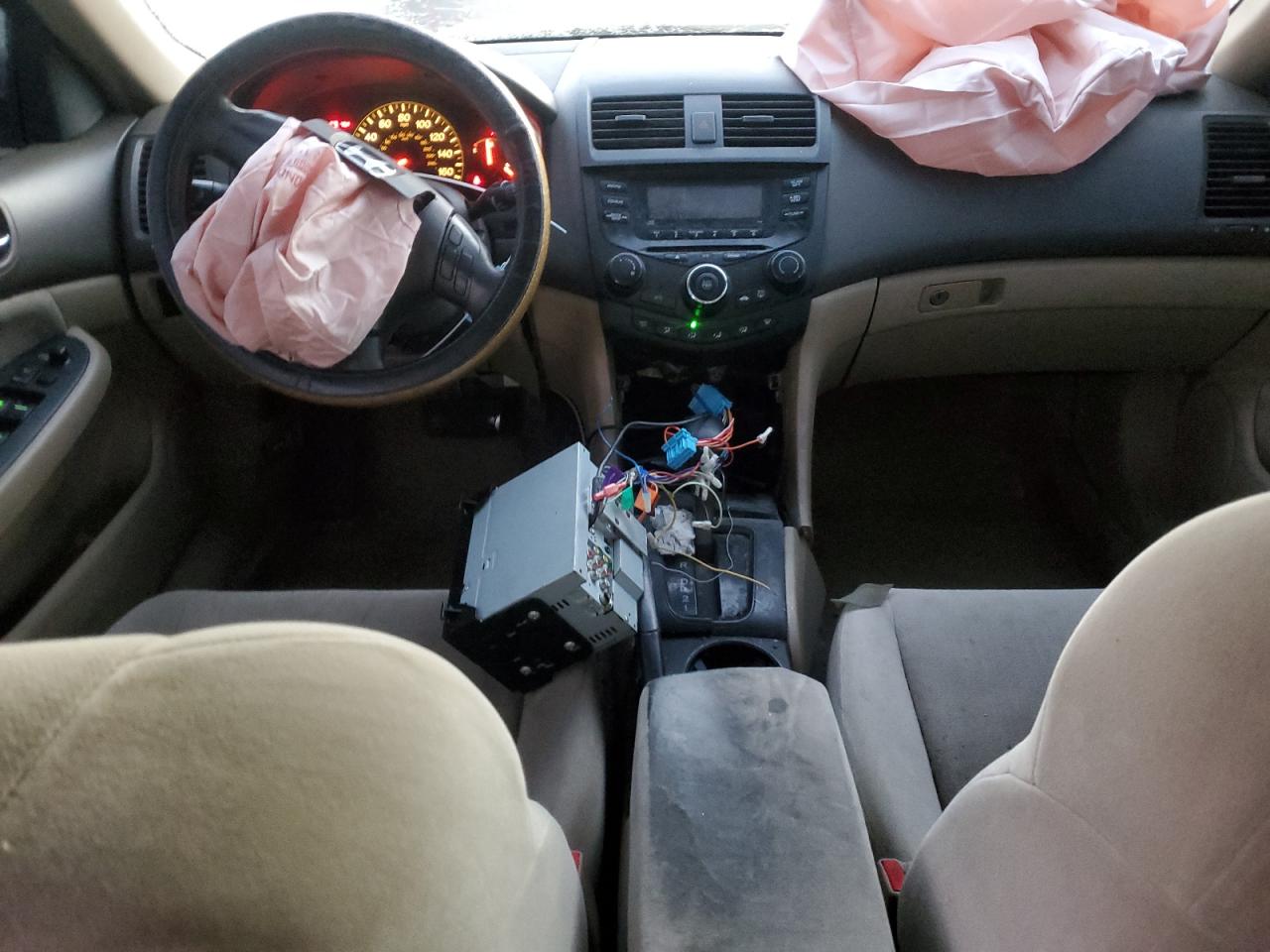 2003 Honda Accord - Image 8
