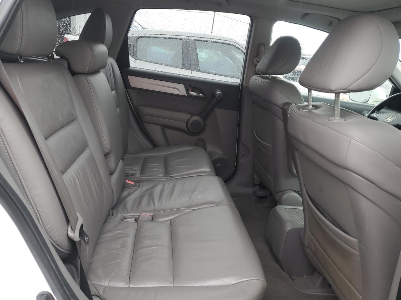 2011 Honda CR-V - Image 10