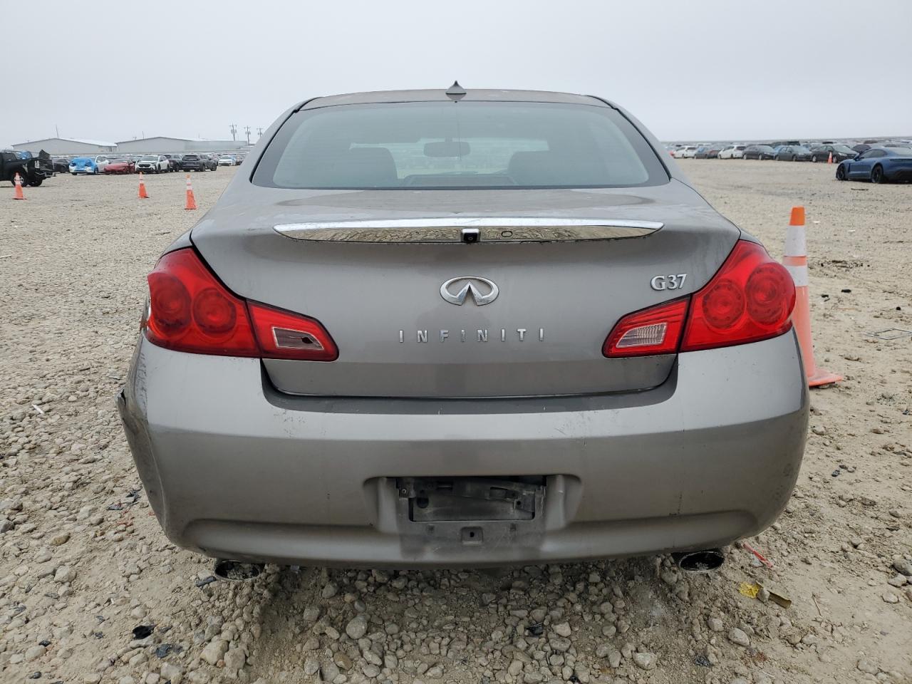 2009 Infiniti G - Image 6