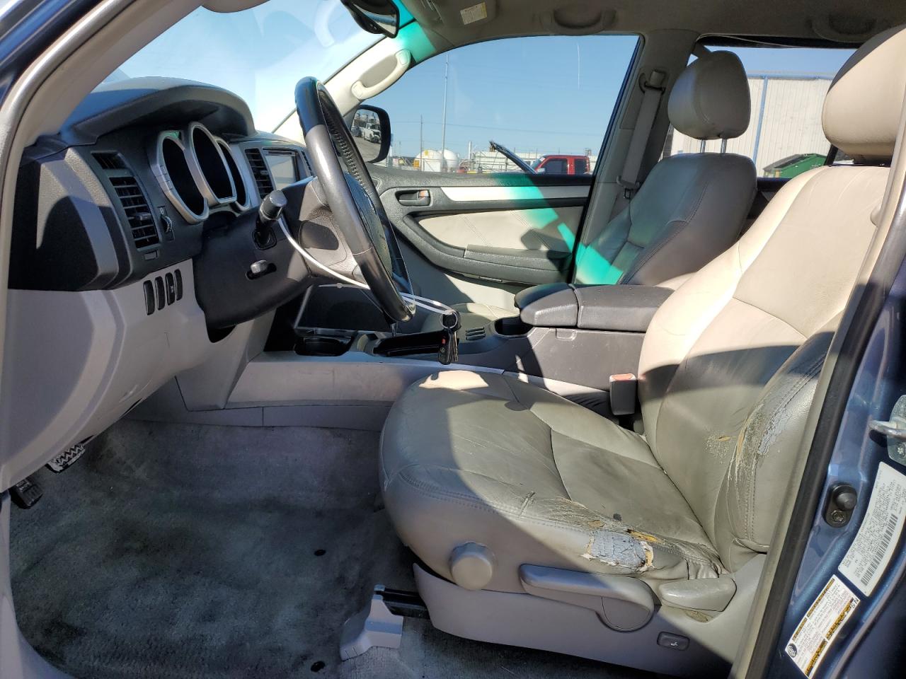 2004 Toyota 4Runner - Image 7