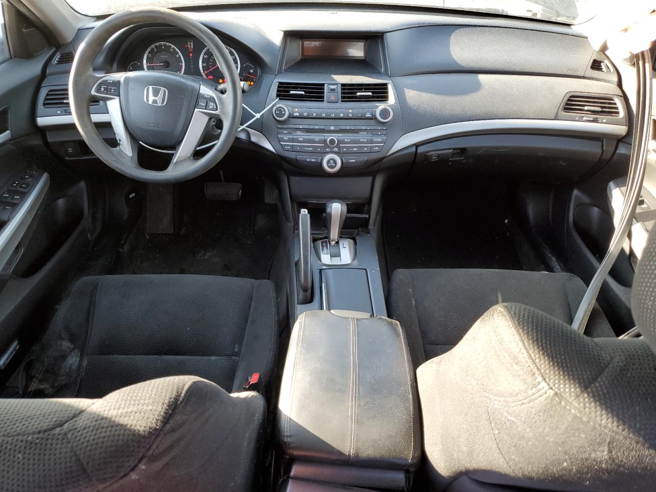 2009 Honda Accord - Image 8