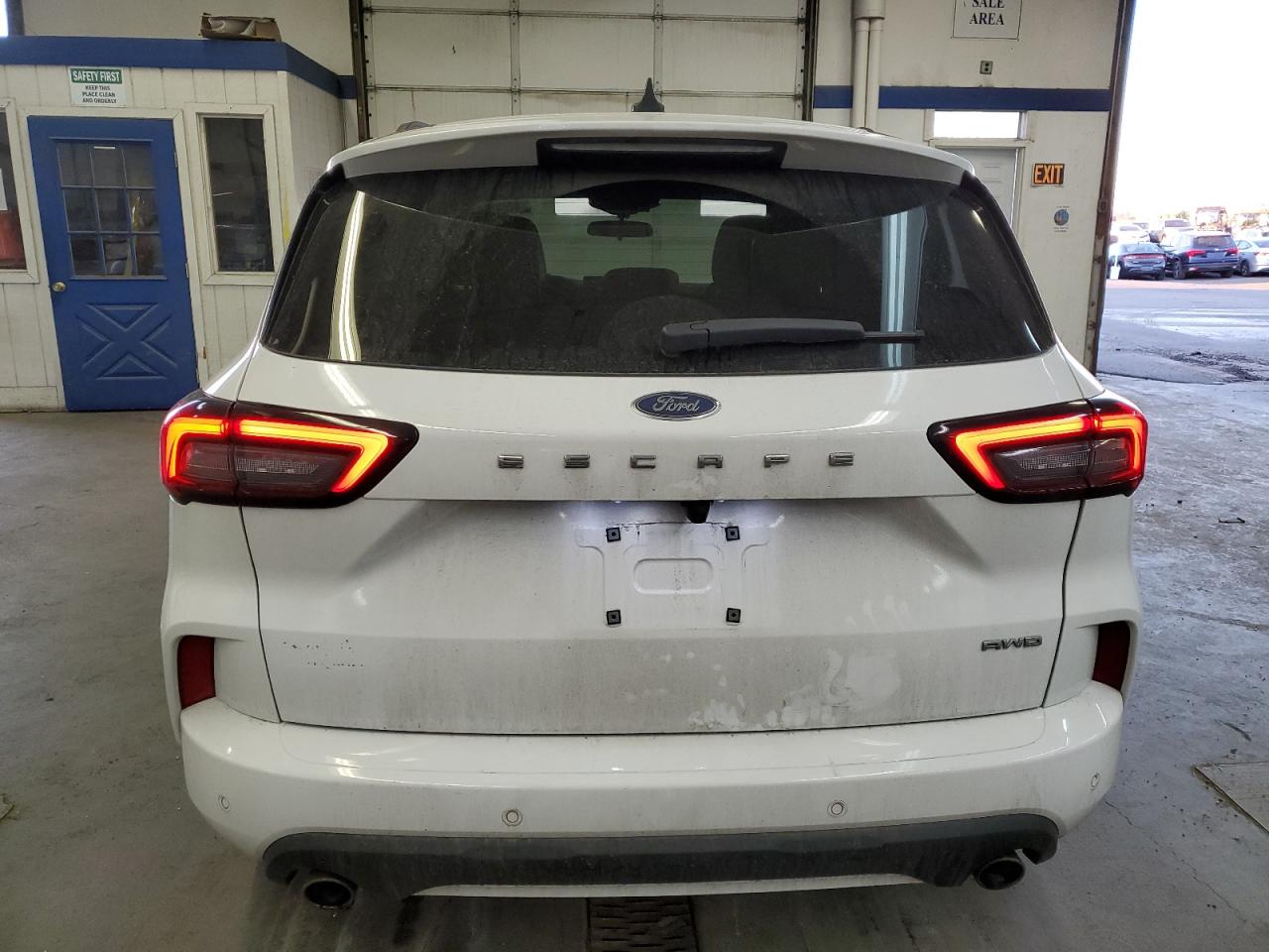 2023 Ford Escape - Image 6