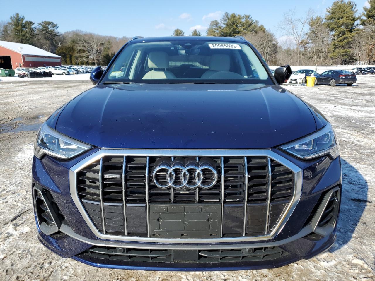 2023 Audi Q3 - Image 5