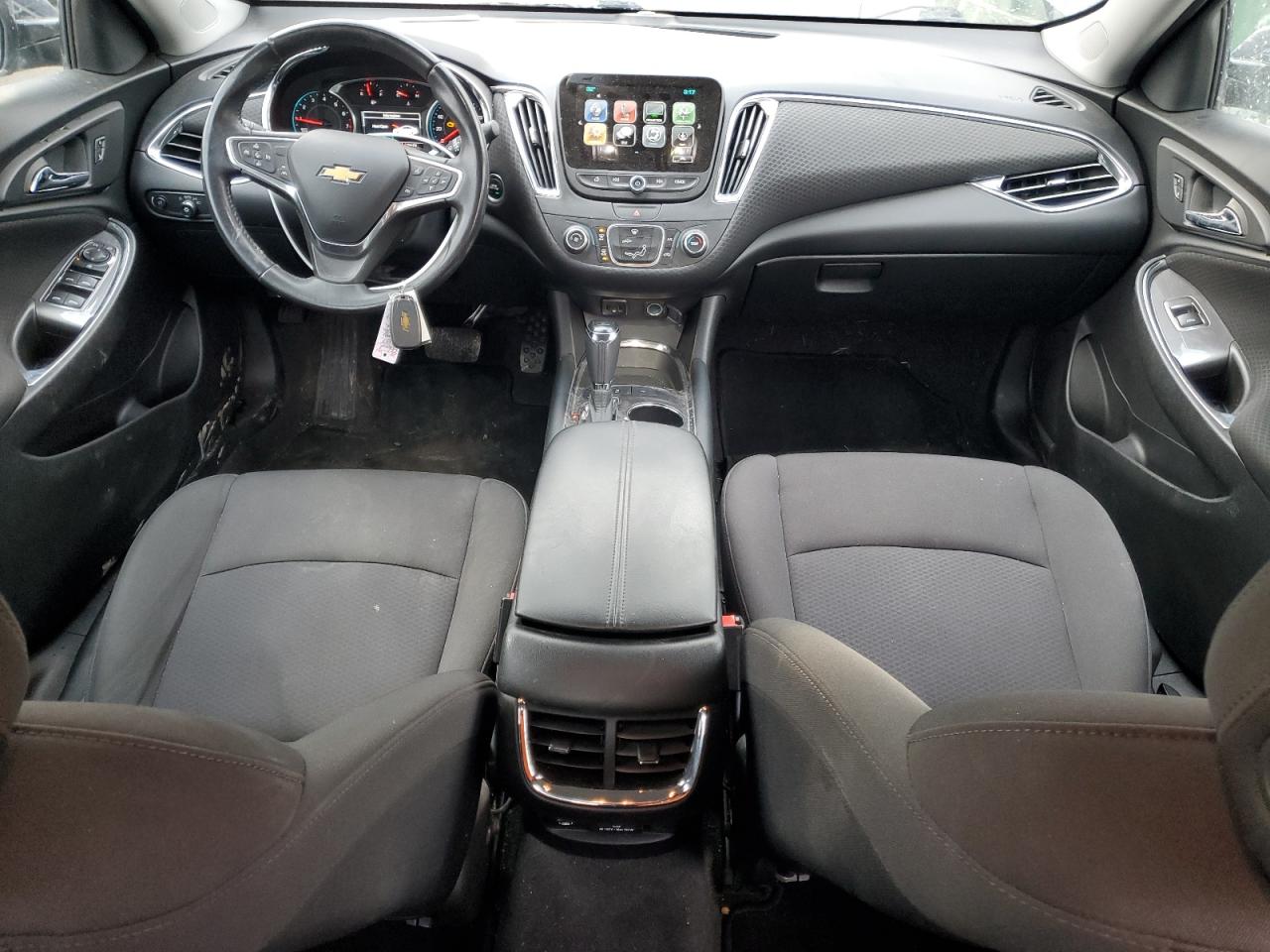 2018 Chevrolet Malibu - Image 8