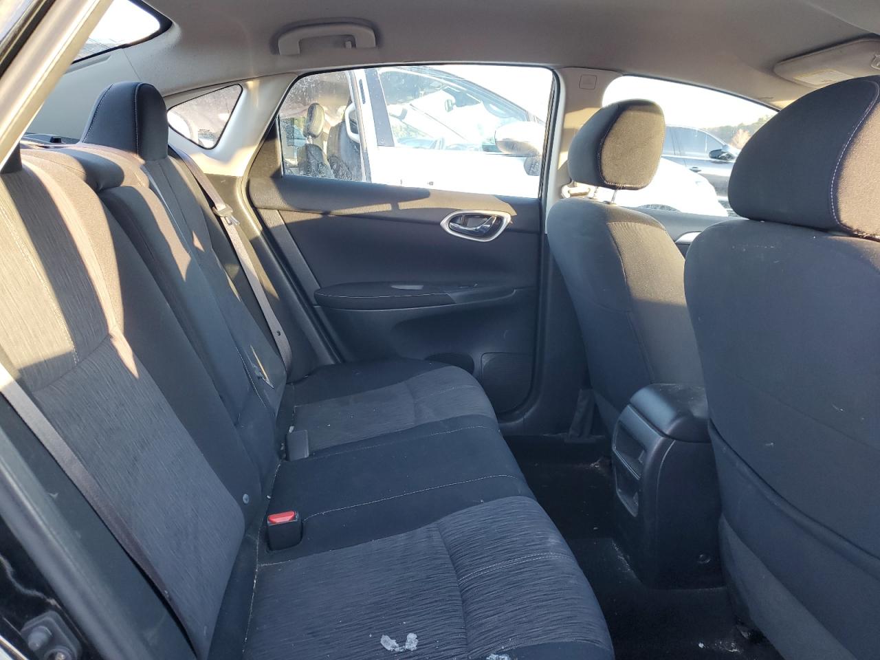 2014 Nissan Sentra - Image 10