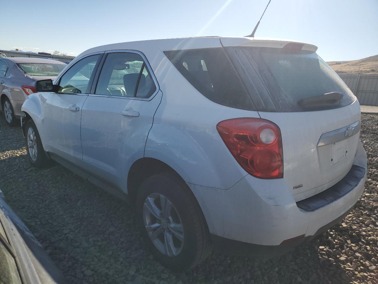 2011 Chevrolet Equinox - Image 2