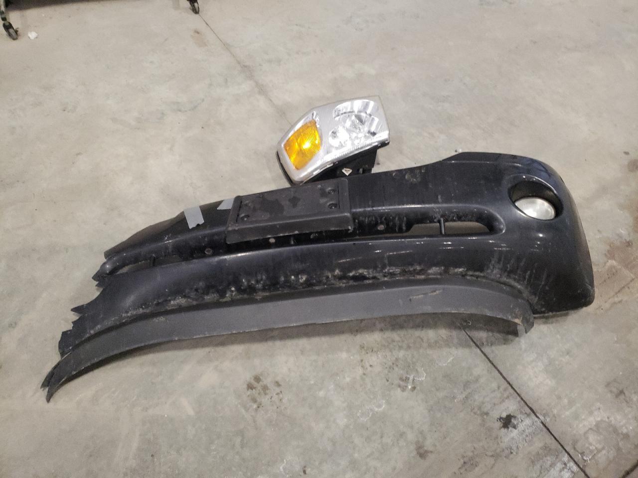 2006 GMC Envoy - Image 13