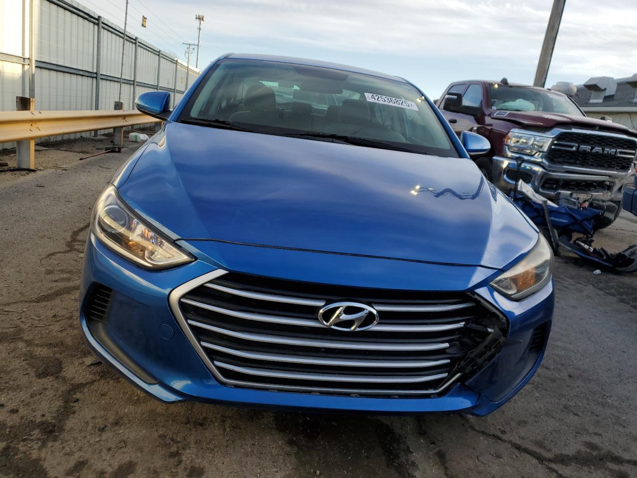 2018 Hyundai Elantra - Image 5
