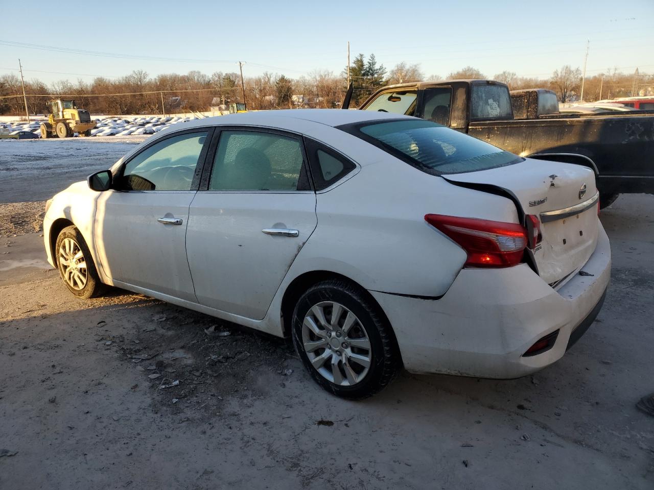 2018 Nissan Sentra - Image 2