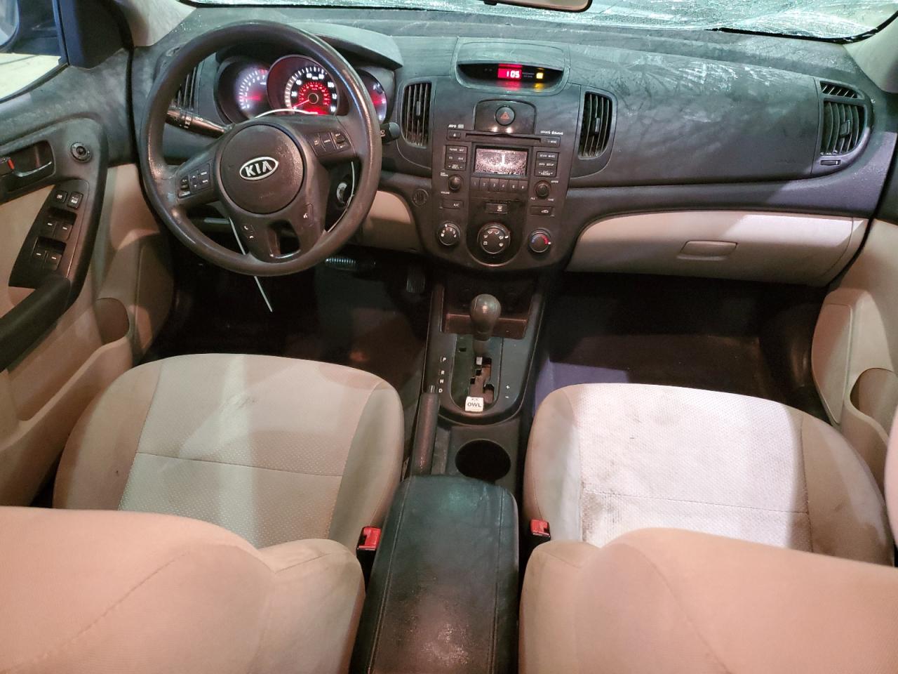 2010 Kia Forte - Image 8