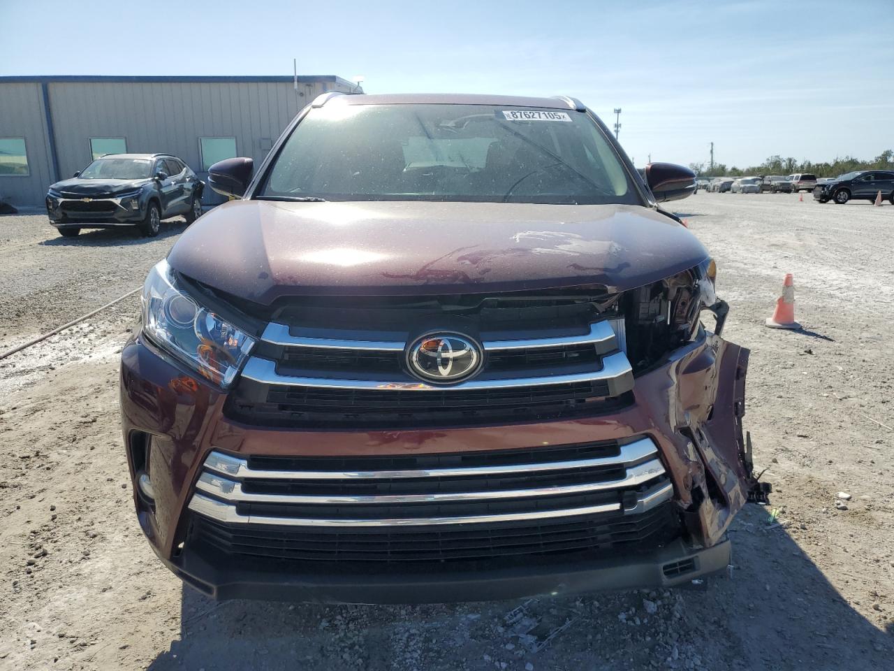 VIN 5TDYZRFH7JS246004 2018 TOYOTA HIGHLANDER no.5