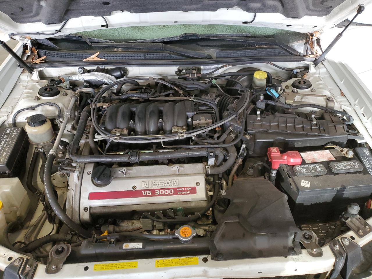 2001 Nissan Maxima - Image 12