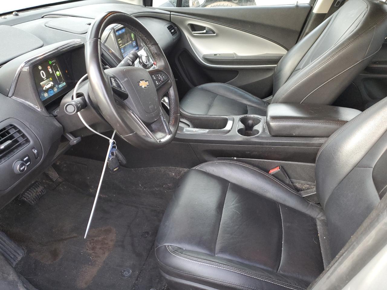 2013 Chevrolet Volt - Image 7