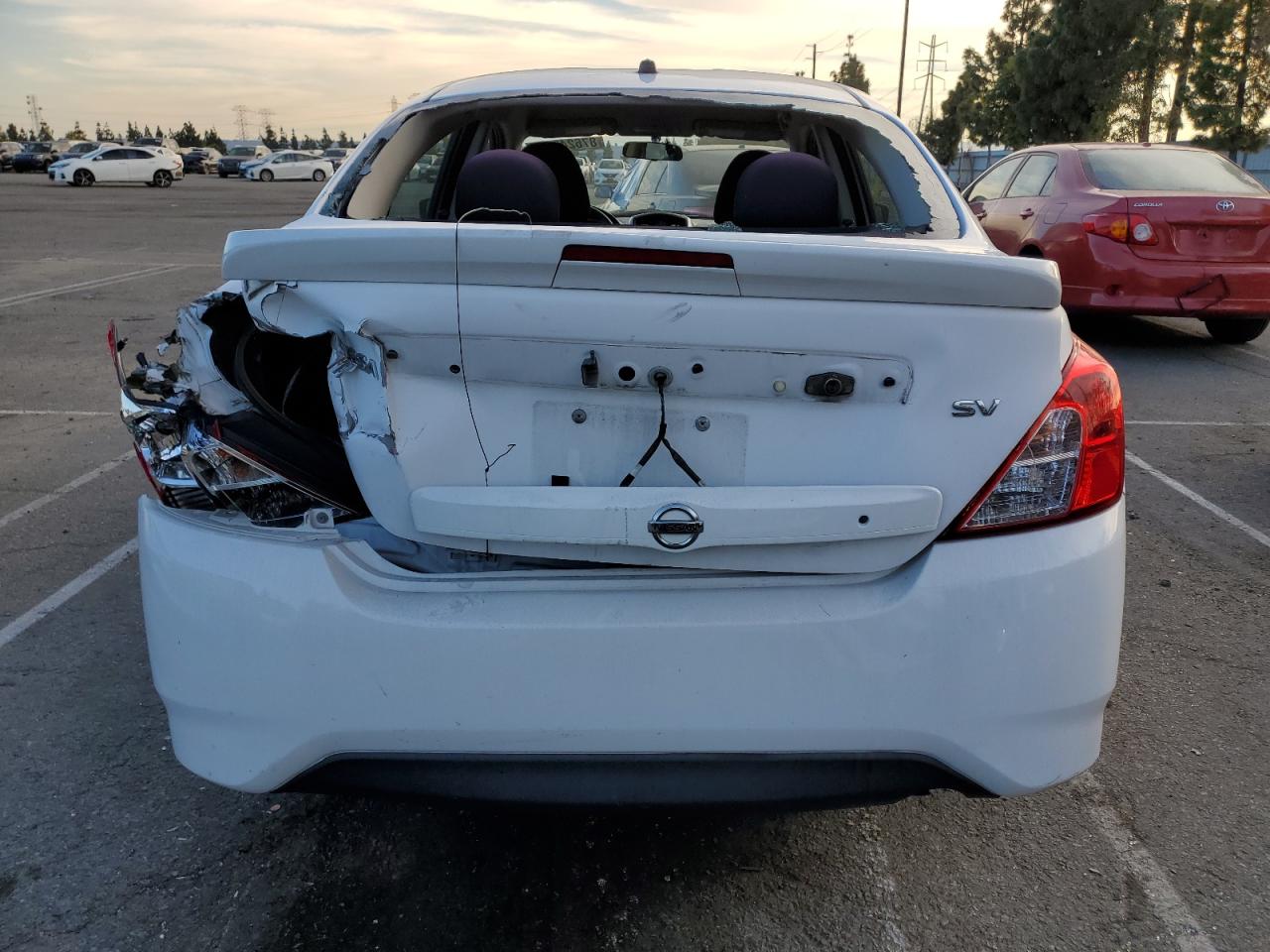 2018 Nissan Versa - Image 6