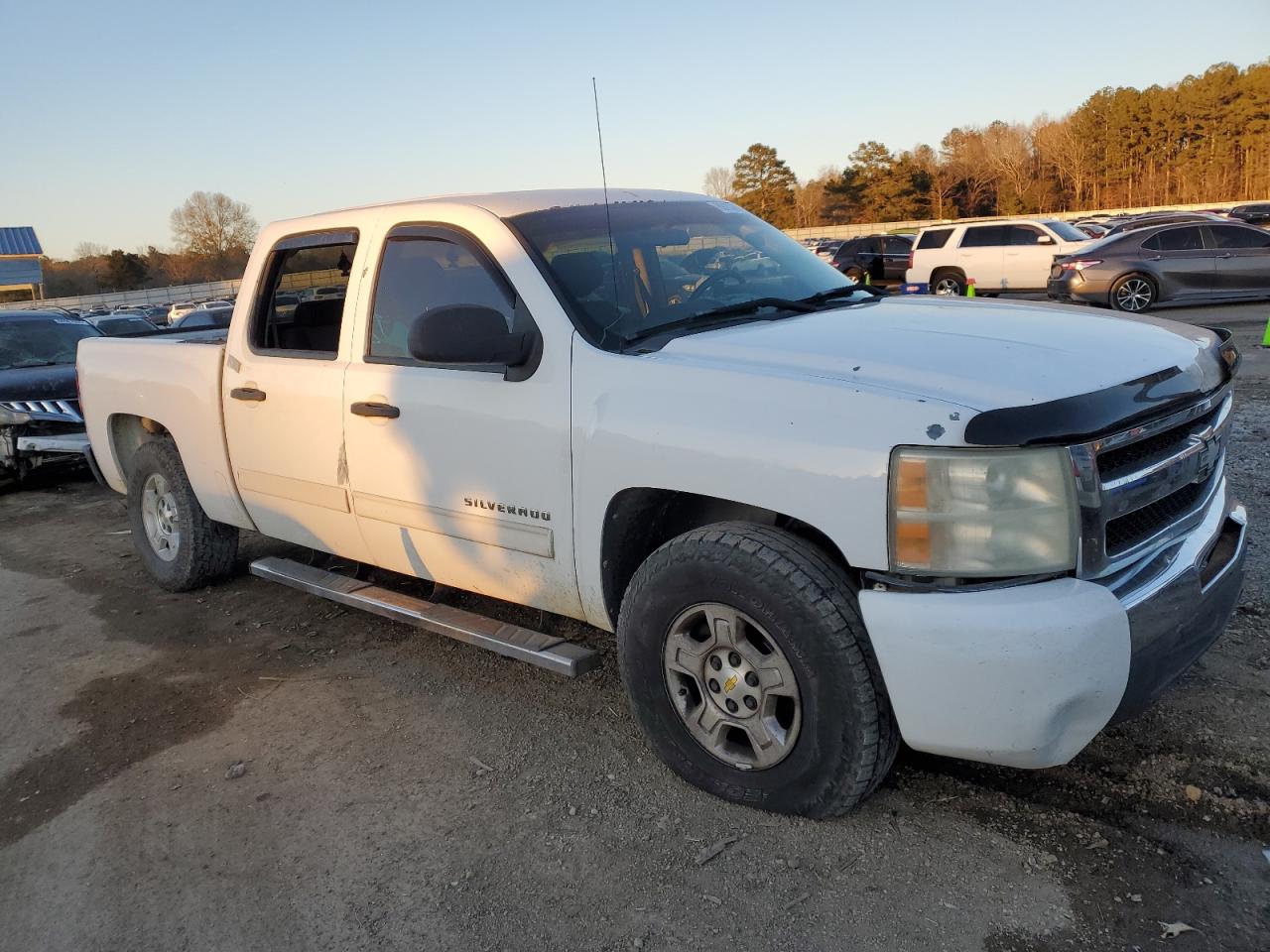 2010 Chevrolet Silverado - Image 4
