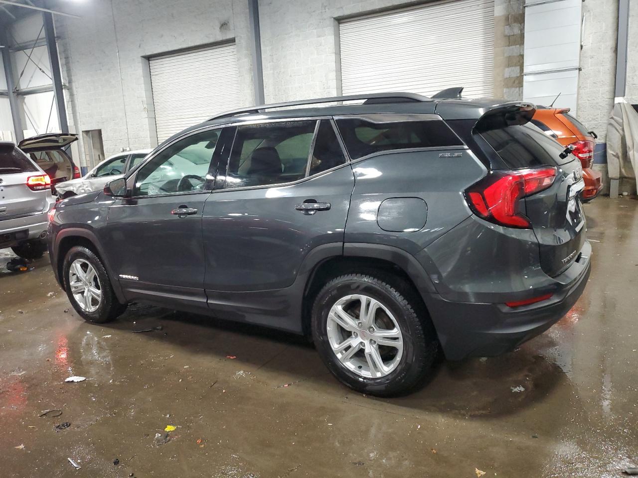 2018 GMC Terrain - Image 2