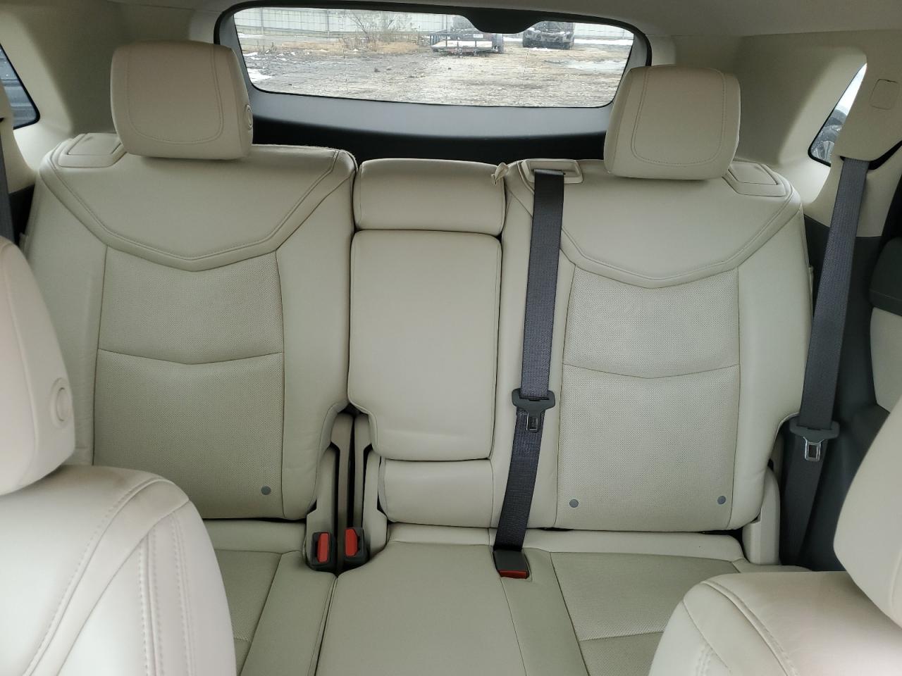 2017 Cadillac XT5 - Image 10