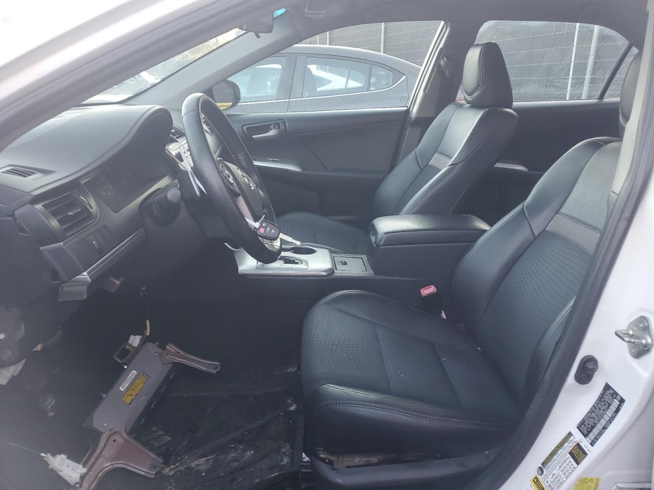 2014 Toyota Camry - Image 7