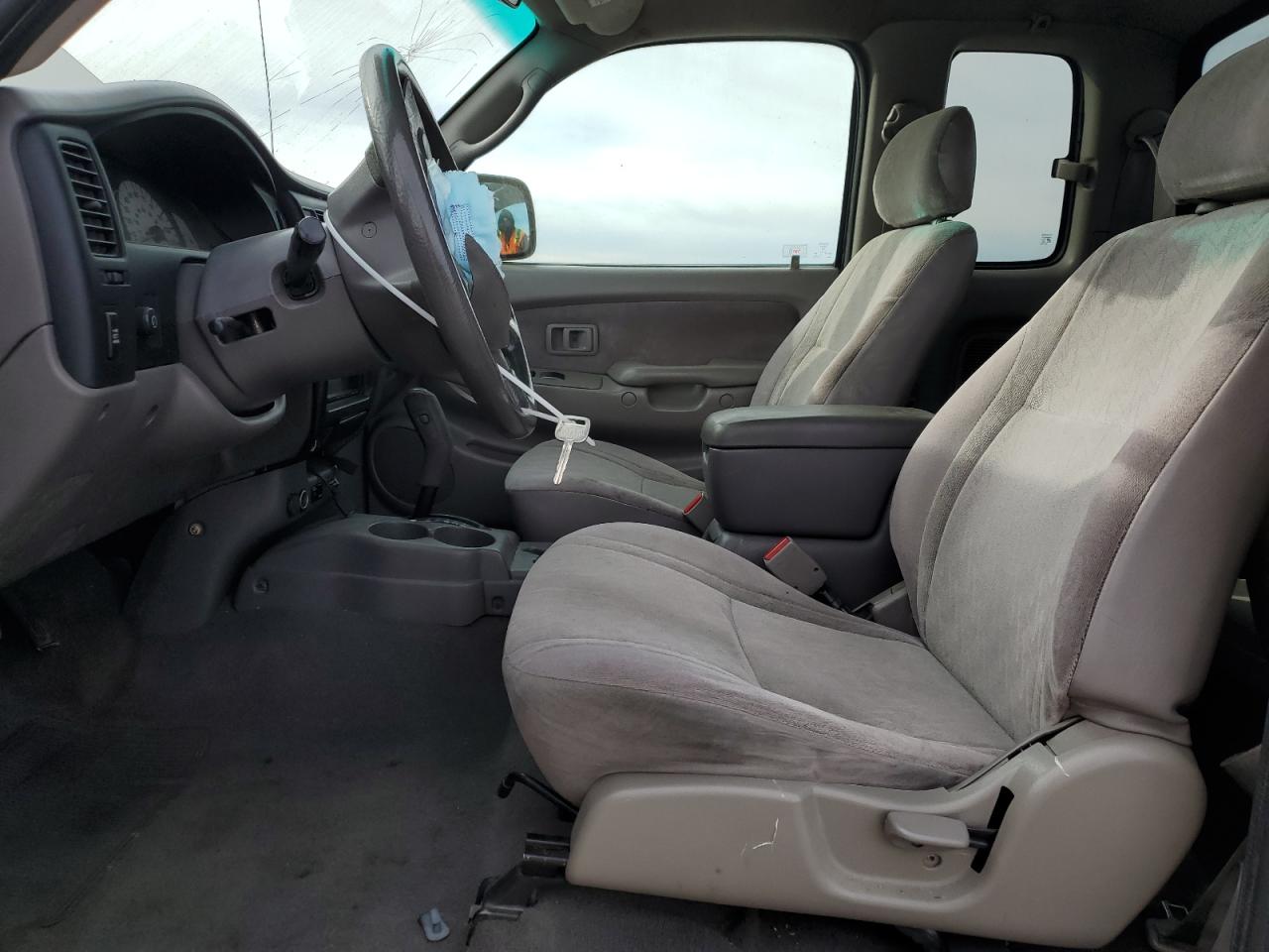 2004 Toyota Tacoma - Image 7