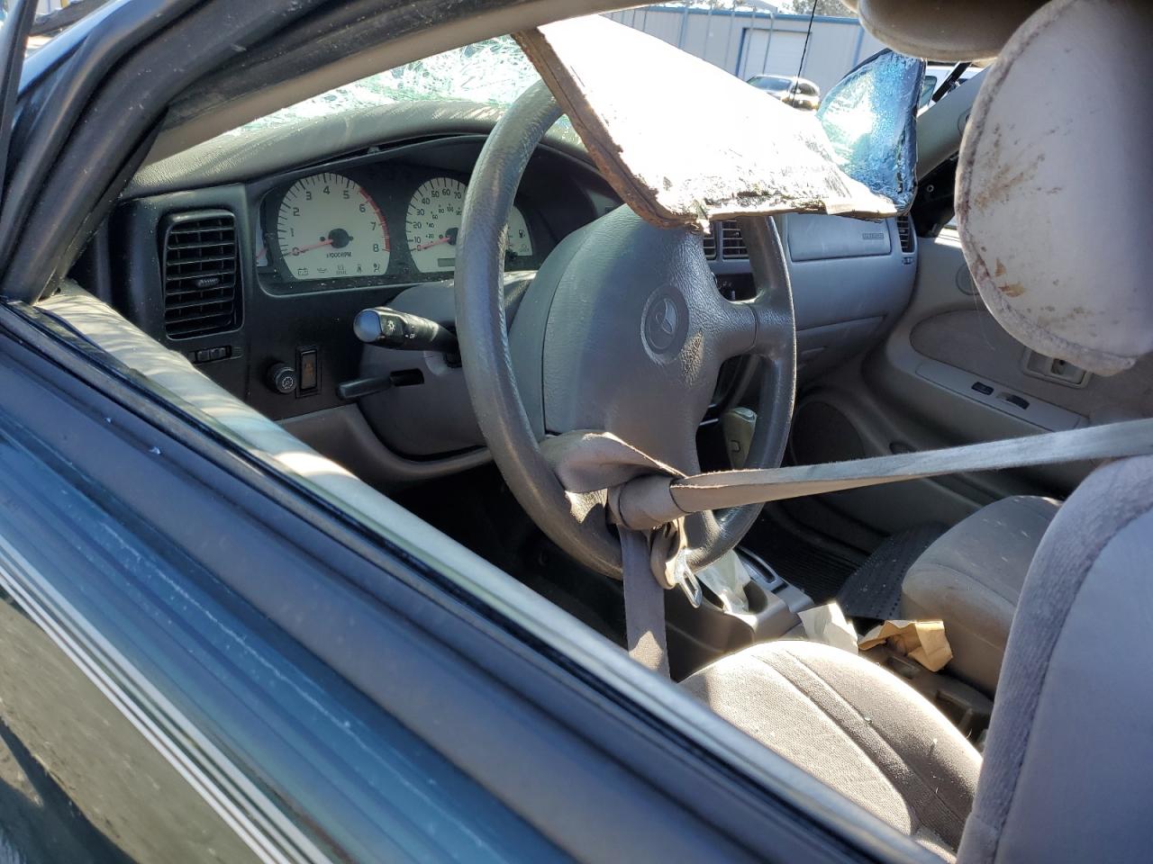 2001 Toyota Tacoma - Image 8