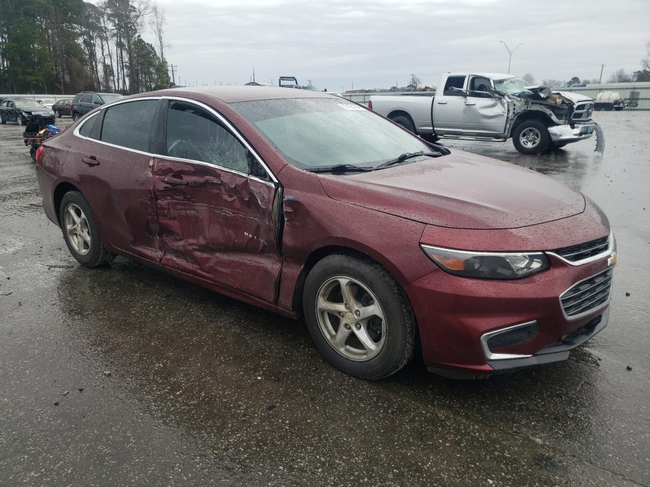 2016 Chevrolet Malibu - Image 4
