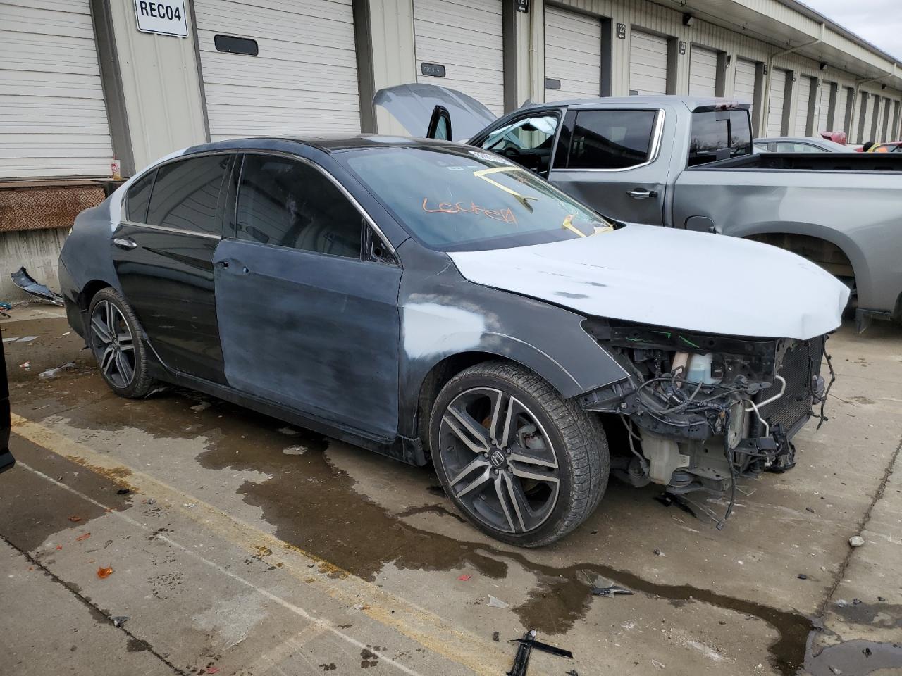 2017 Honda Accord - Image 4