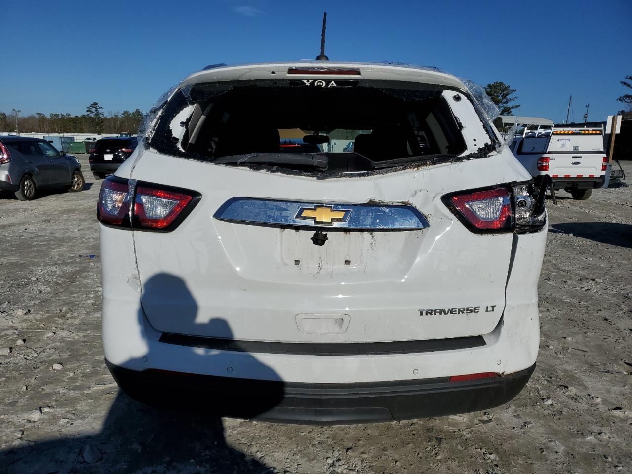 2016 Chevrolet Traverse - Image 6