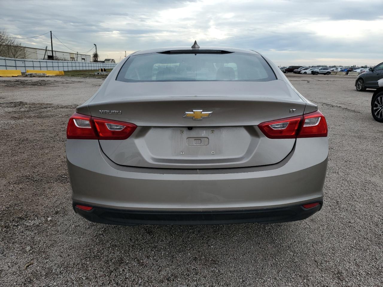 2023 Chevrolet Malibu - Image 6