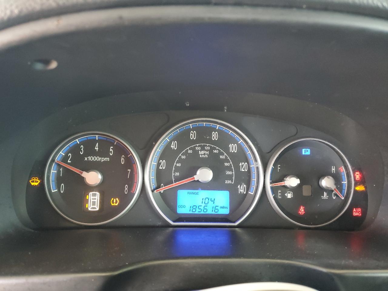 2008 Hyundai Santa Fe - Image 9