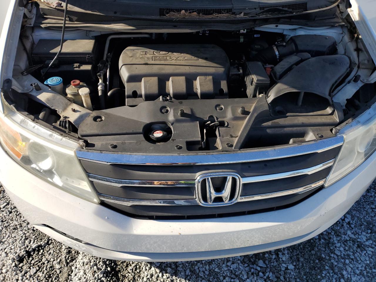 2011 Honda Odyssey - Image 13