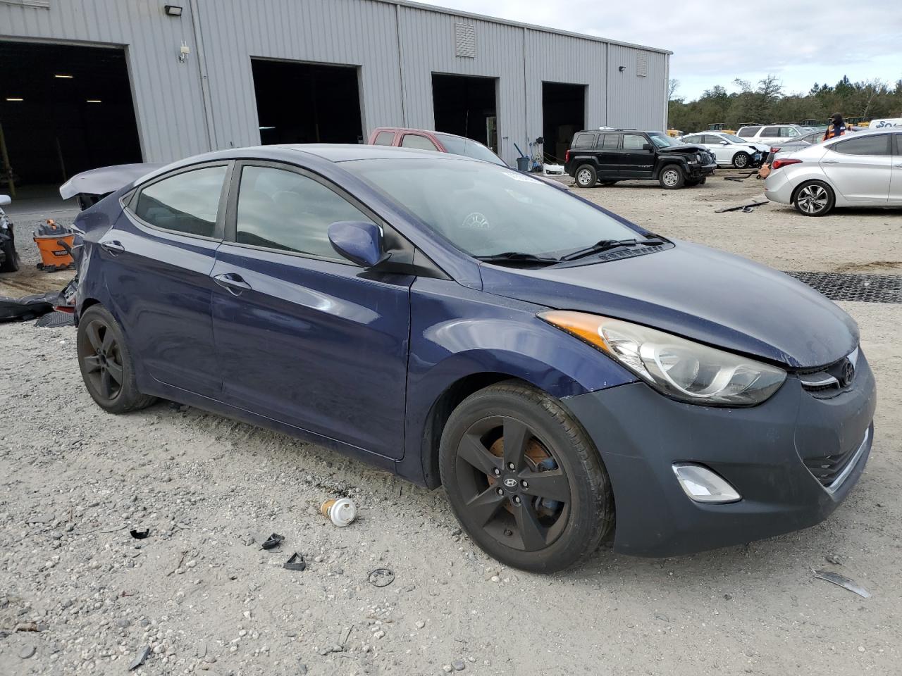 VIN 5NPDH4AE6DH436016 2013 HYUNDAI ELANTRA no.4