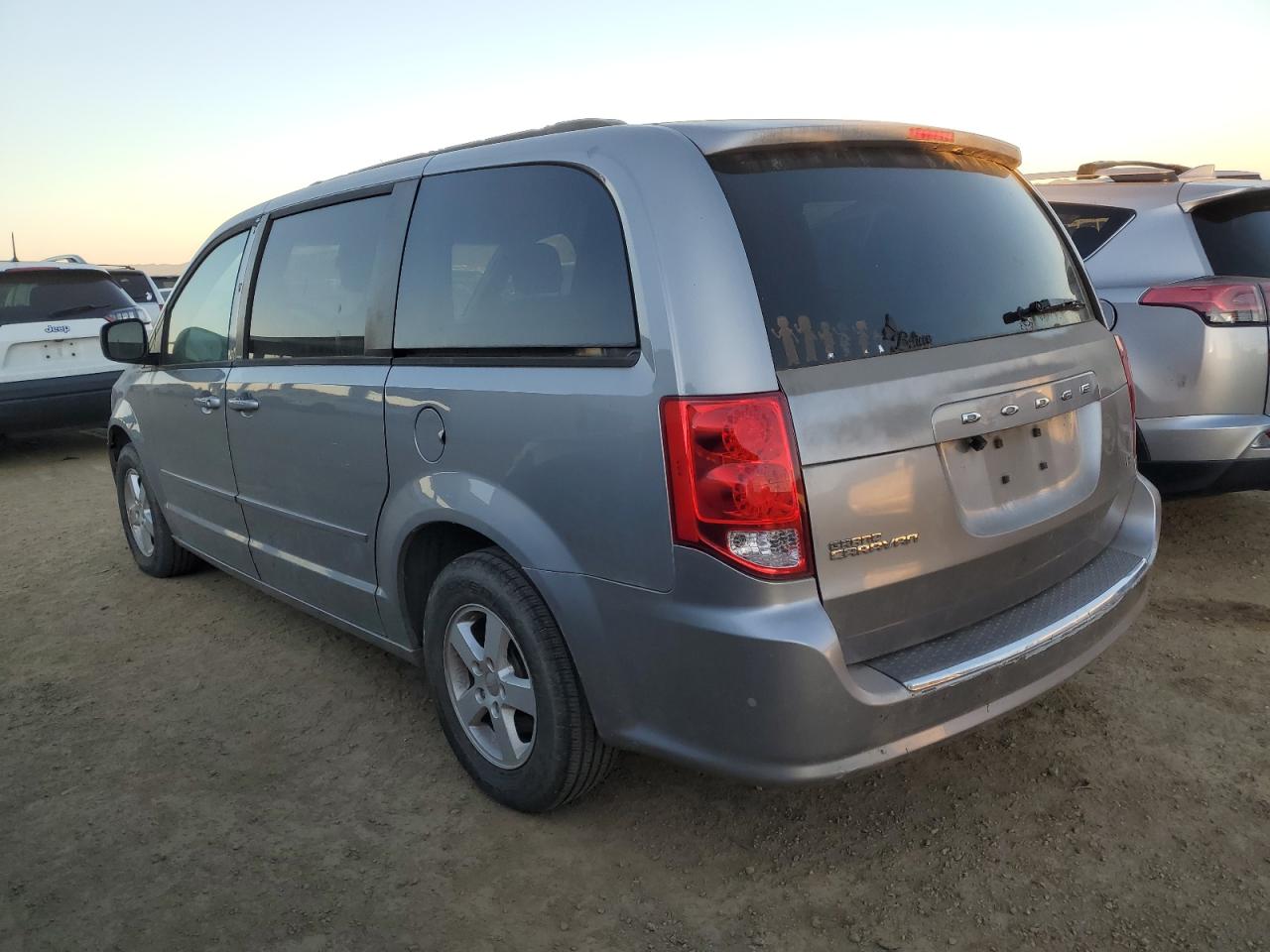 VIN 2C4RDGCG4DR653987 2013 DODGE CARAVAN no.2