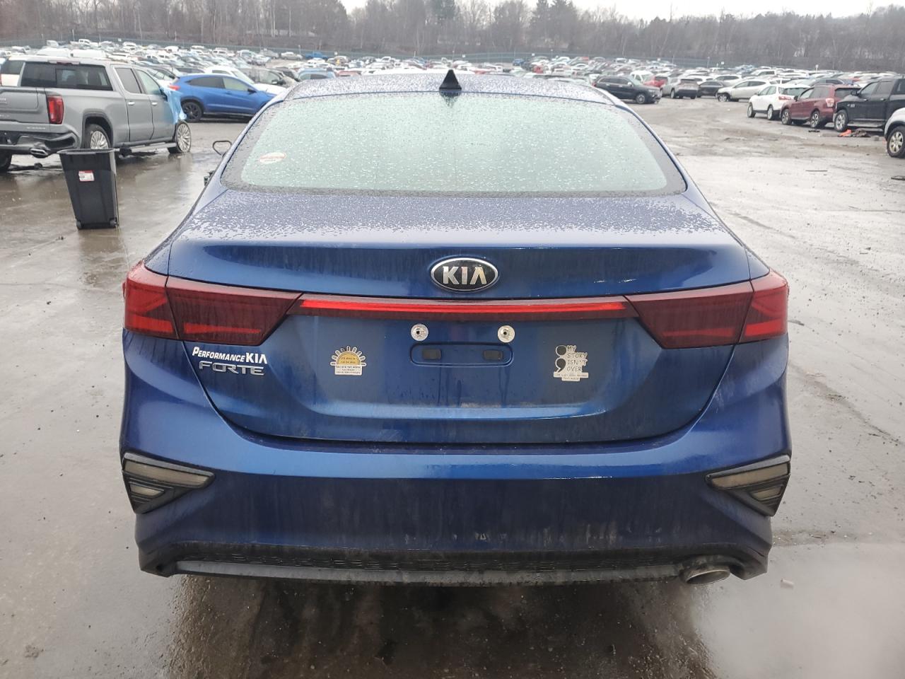 2019 Kia Forte - Image 6