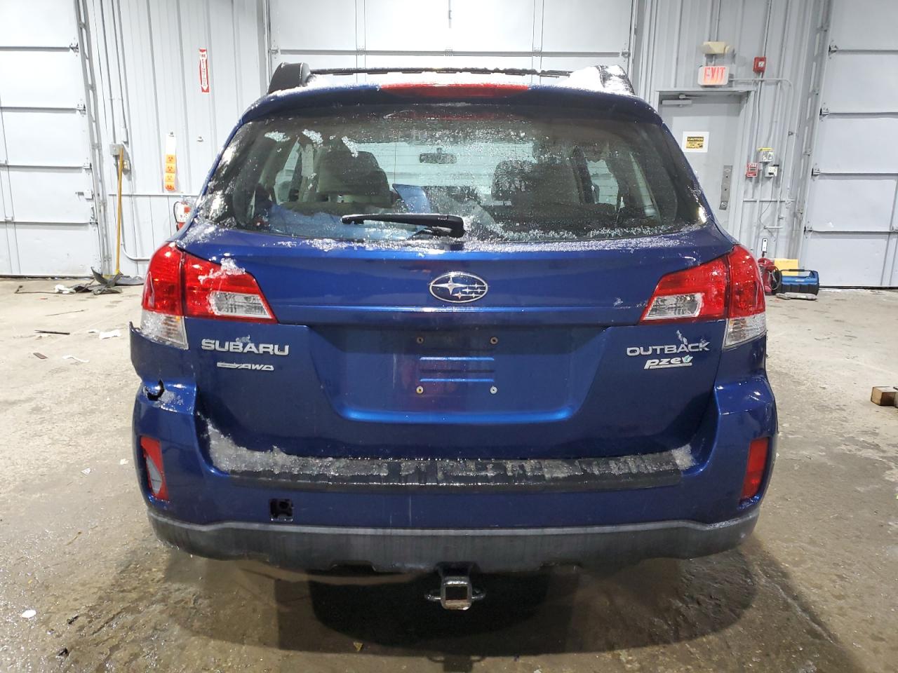 2011 Subaru Outback - Image 6
