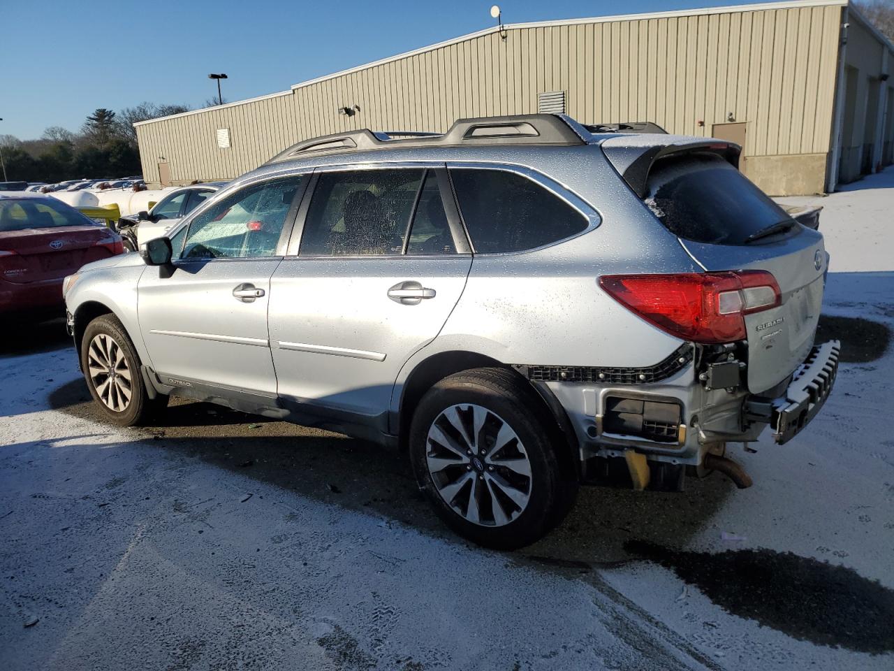 2015 Subaru Outback - Image 2