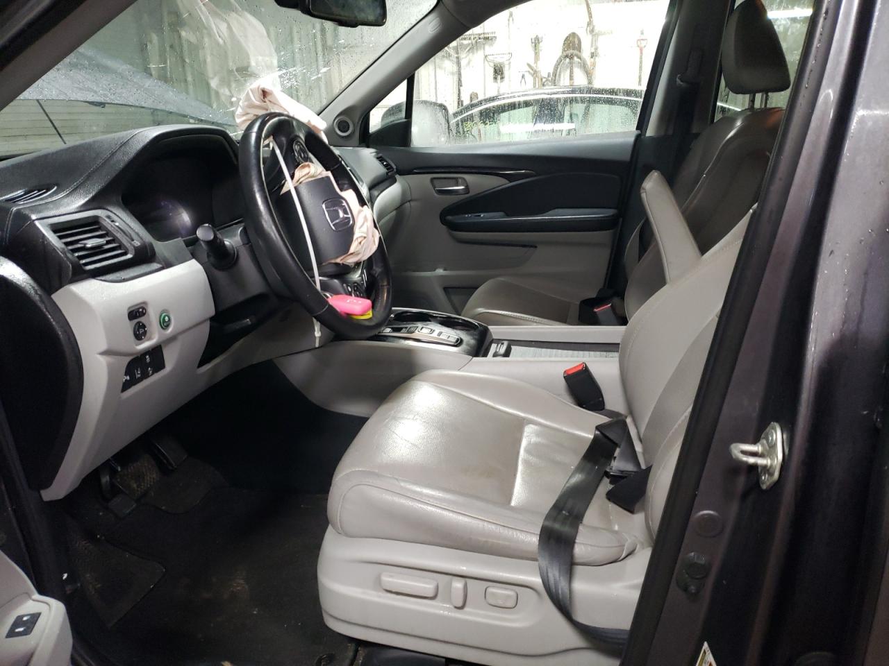 2017 Honda Pilot - Image 7