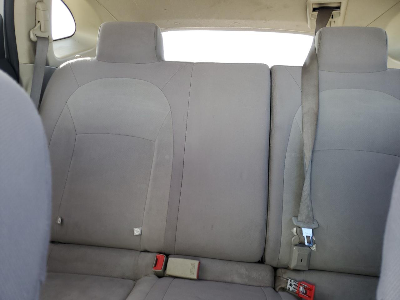 2010 Nissan Rogue - Image 10